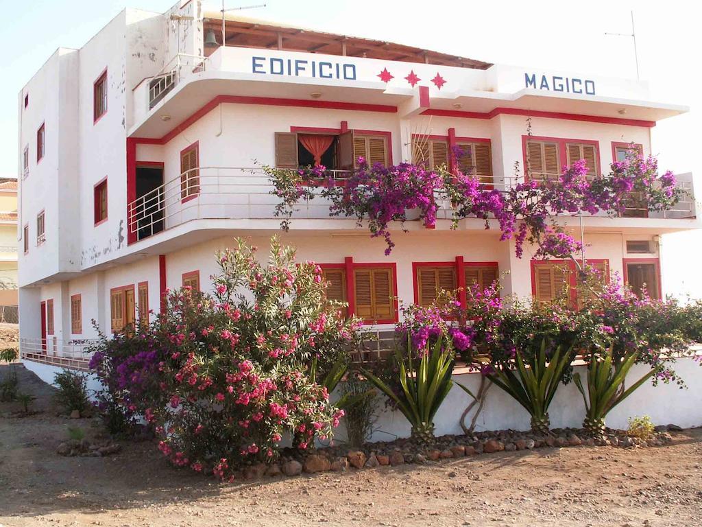 Edificio Magico Aparthotel Tarrafal  Exterior photo