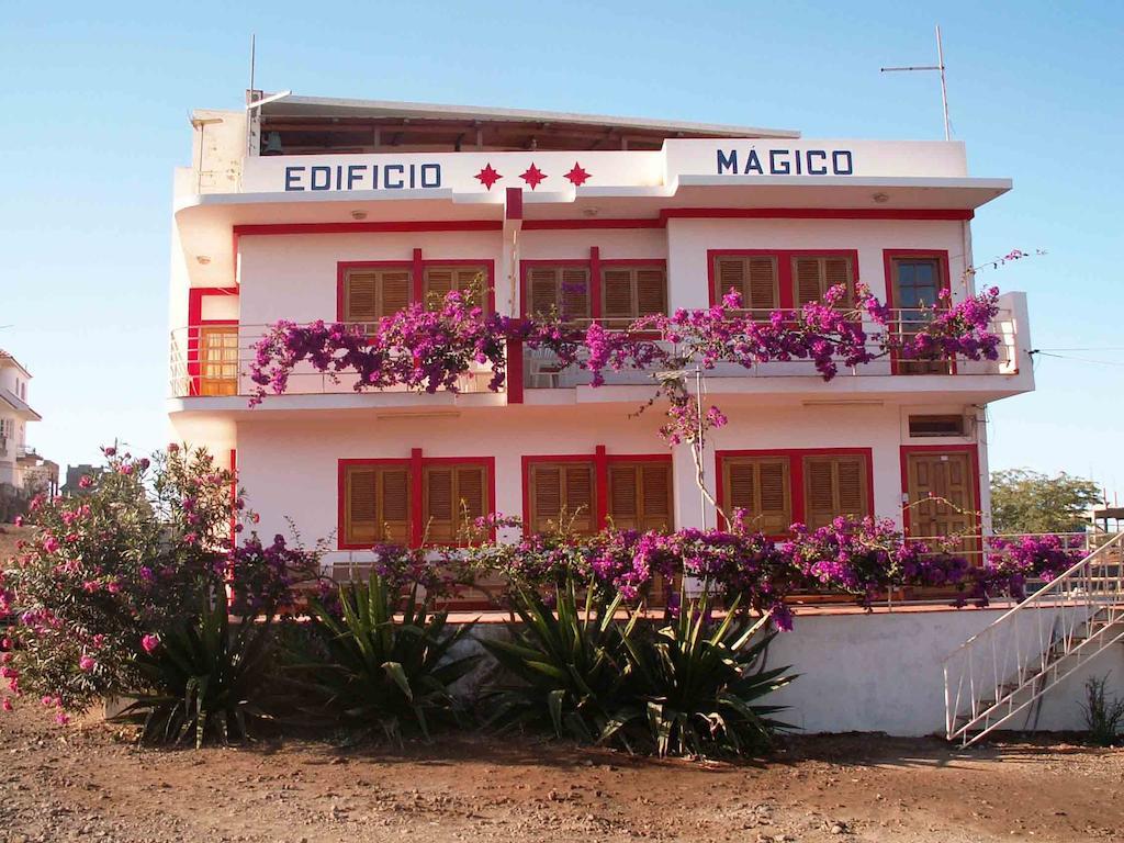 Edificio Magico Aparthotel Tarrafal  Exterior photo
